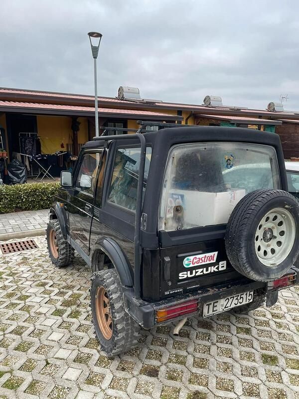 Usata 1990 Suzuki Samurai SUV | 4000 € - Immagine 1/4