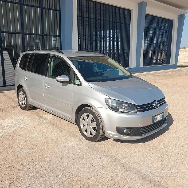 Usata VW Touran Comfortline 2011 Grigio Monovolume