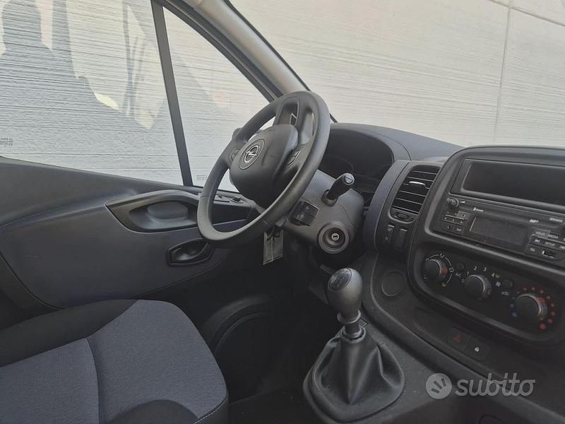 Usata Opel Vivaro 121 CV (88 kW) 2019 Monovolume