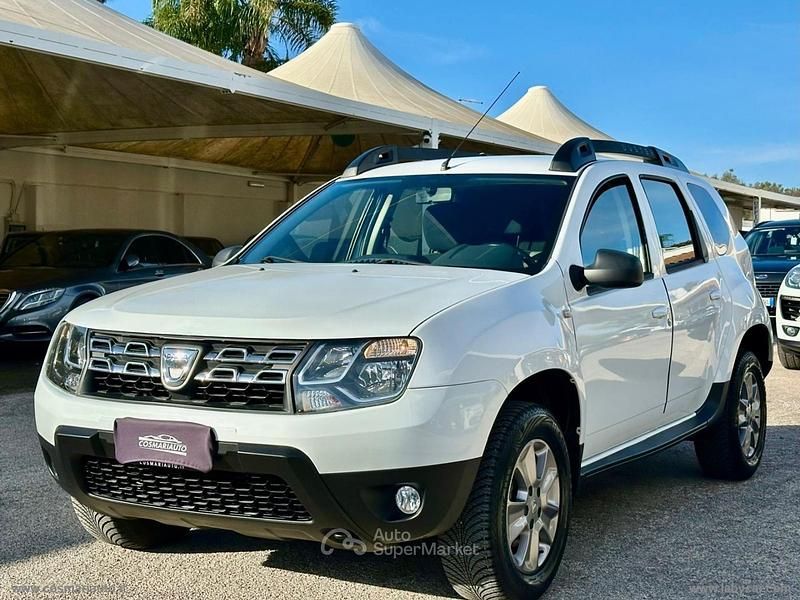 Usata Dacia Duster Ambiance 110 CV (80 kW) 2016 Bianco SUV