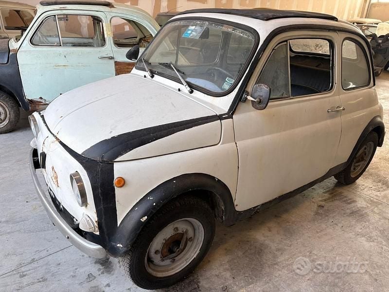 Bianco Usata 1970 Fiat 500L Monovolume | 900 € - Immagine 1/4
