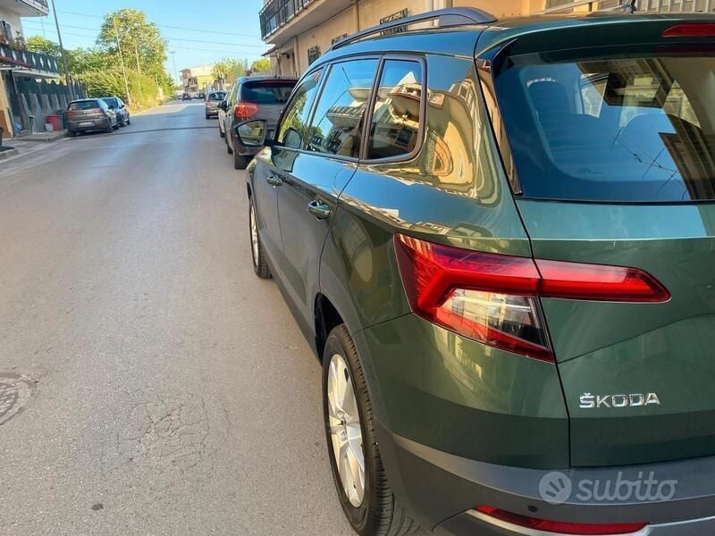 Verde Usata 2018 Skoda Karoq SUV | 18.000 € (Buon prezzo) - Immagine 1/4