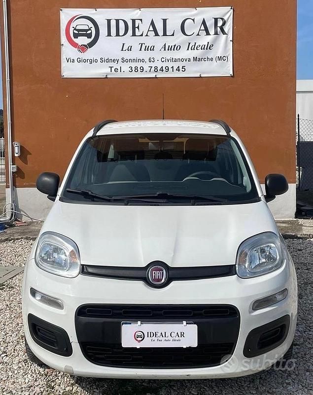 Usata Fiat Panda Lounge 69 CV (50 kW) 2014 Beige Utilitaria