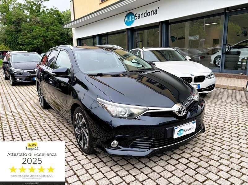 Nero Usata 2015 Toyota Auris Touring Sports Lounge Station wagon | 8900 € (Buon prezzo) - Immagine 1/4