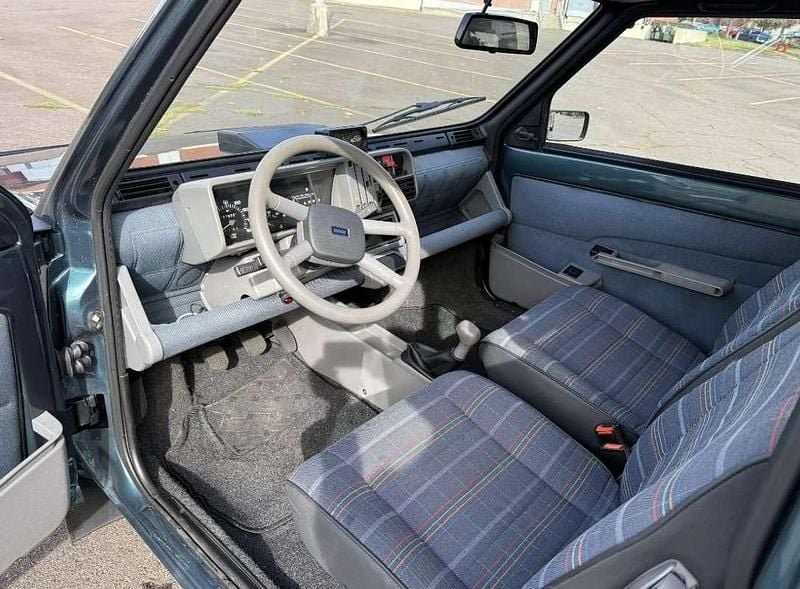 Usata Fiat Panda Club 54 CV (39 kW) 1996 Blu/azzurro Utilitaria