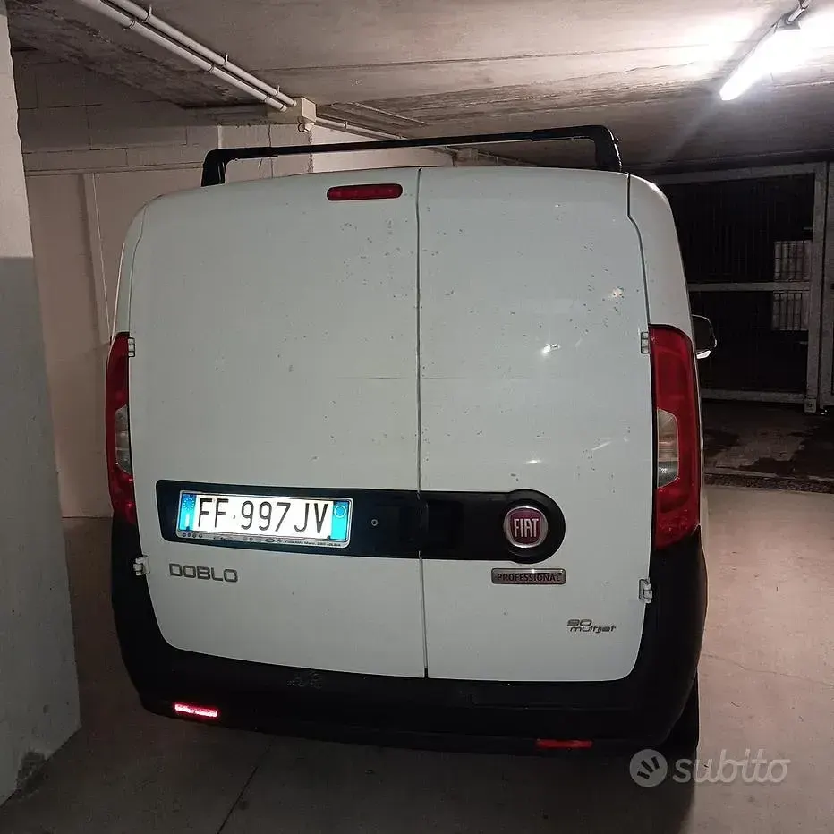Usata Fiat Doblò 90 CV (66 kW) 2016 Bianco Monovolume