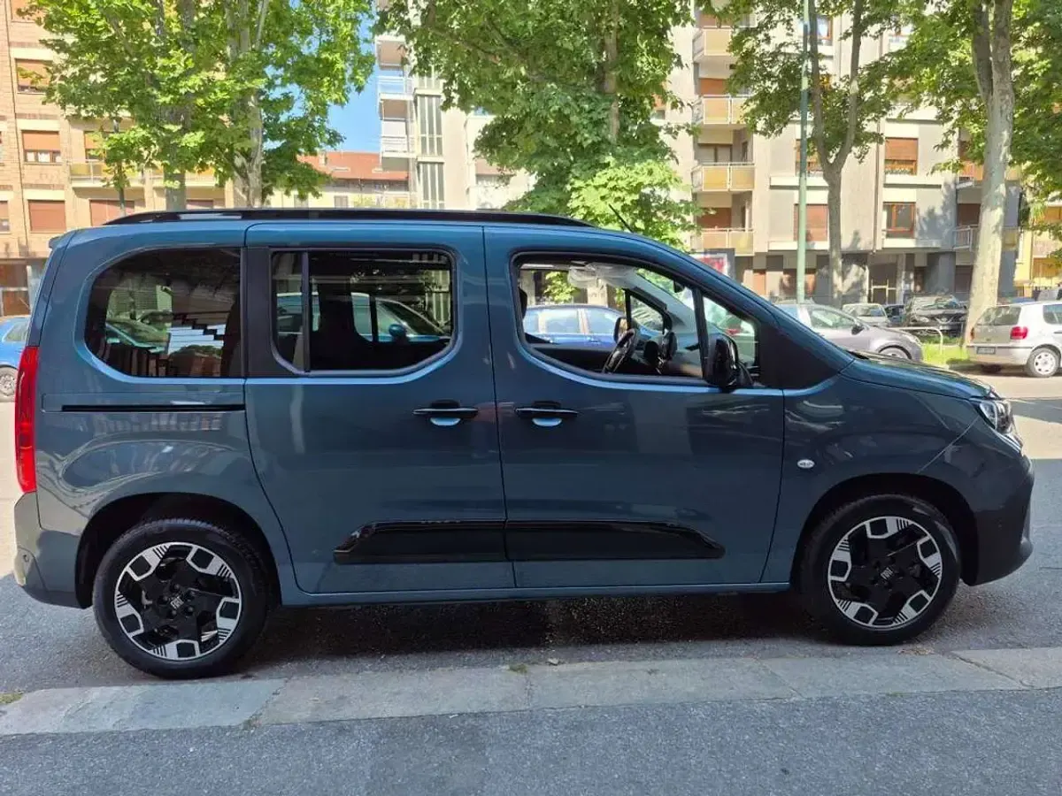 Nuova Fiat Qubo La Prima 102 CV (75 kW) 2026 Blu/azzurro met. Monovolume