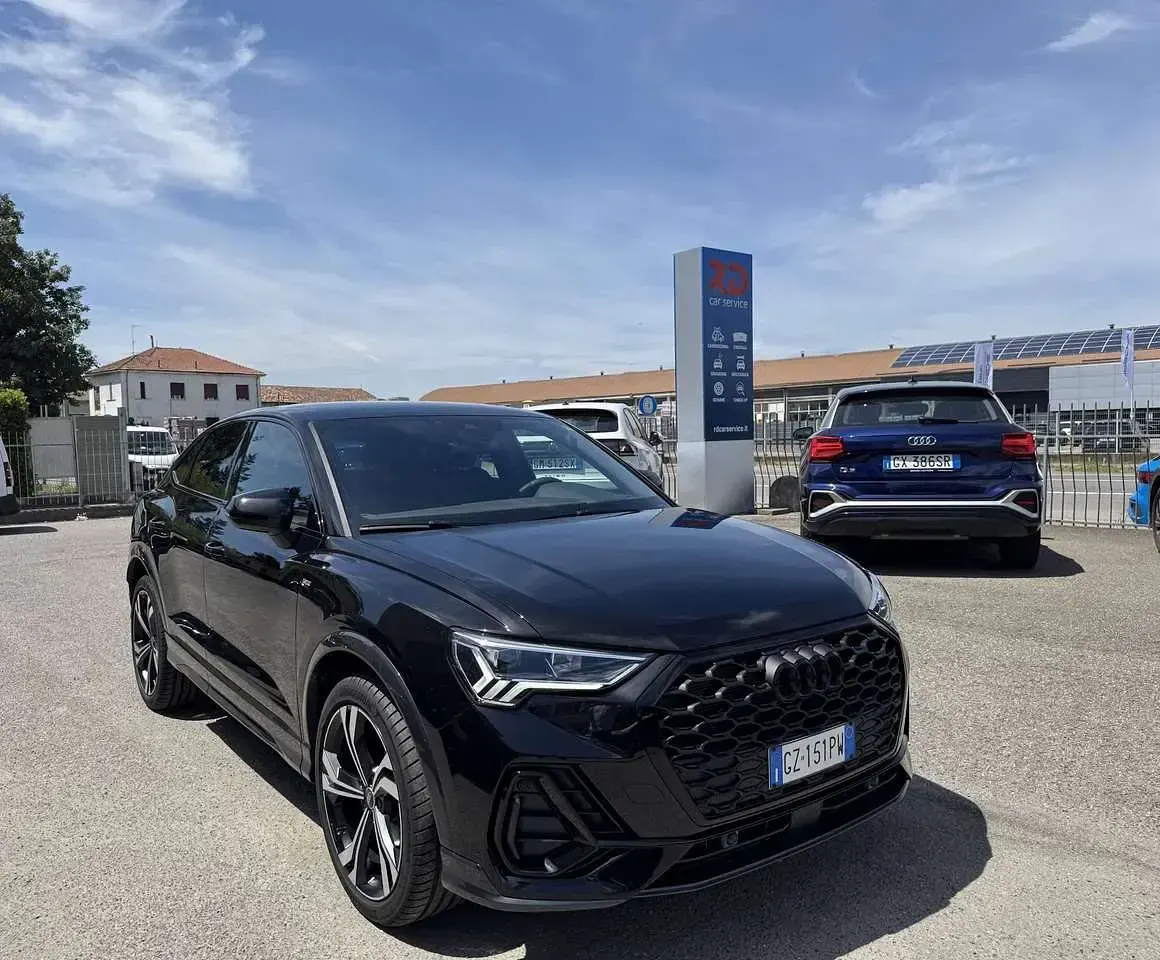 Usata Audi Q3 Sportback S-Line 150 CV (110 kW) 2025 Nero mito metallizzato SUV