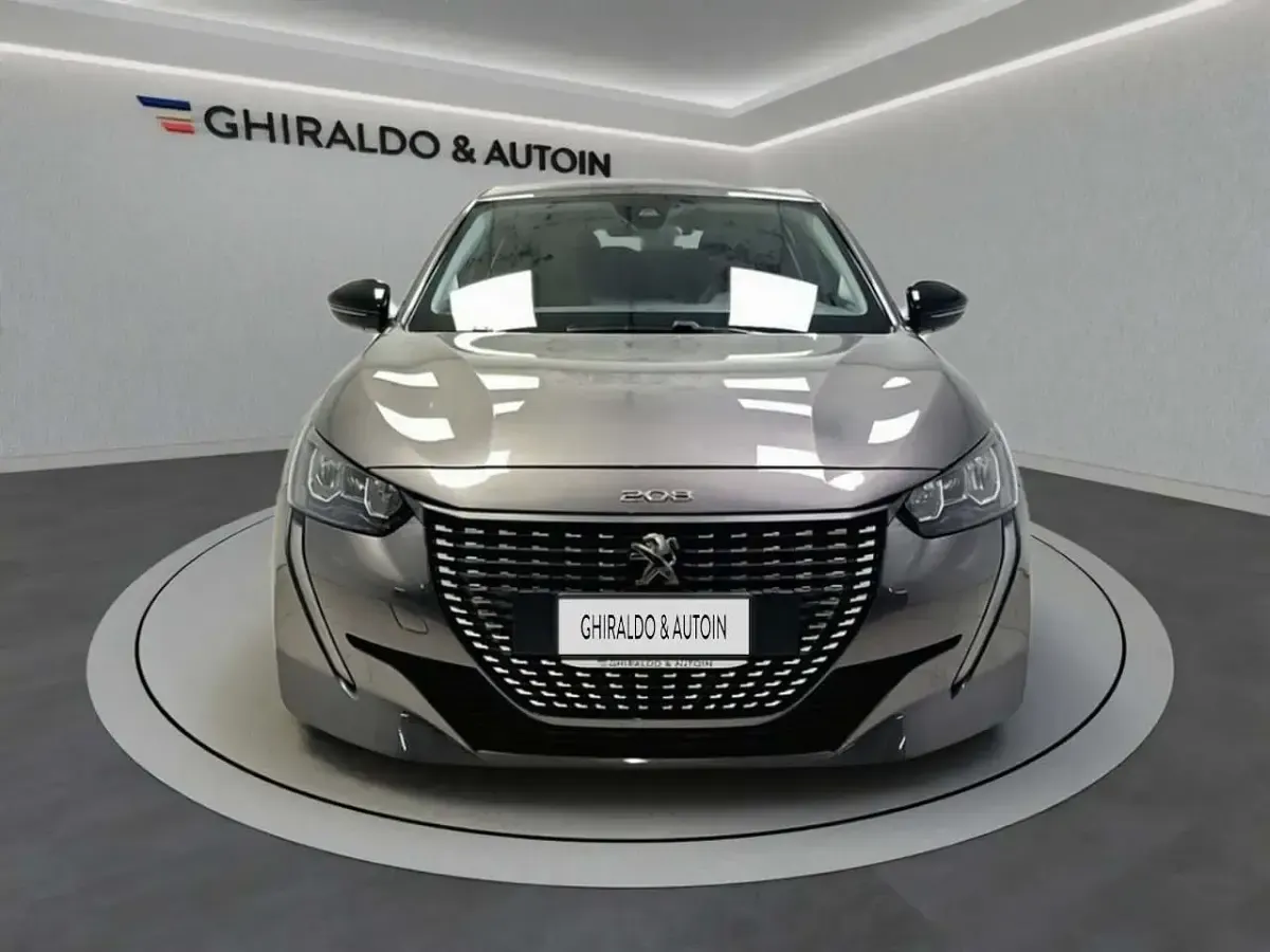 Usata Peugeot 208 Allure 101 CV (74 kW) 2022 Grigio Utilitaria
