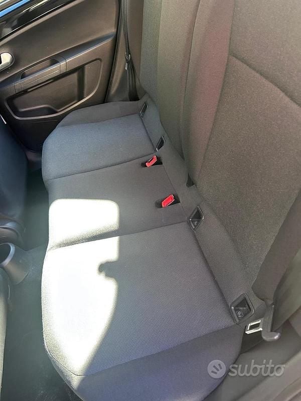 Usata VW up! 60 CV (44 kW) 2022 Nero Utilitaria