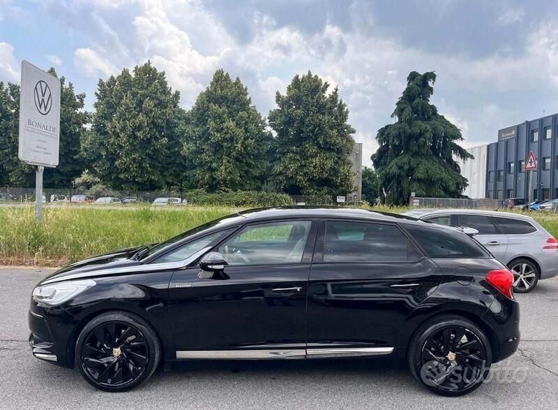 Usata DS Automobiles DS5 Prestige 180 CV (132 kW) 2017 Nero Utilitaria