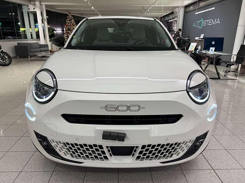 Usata Fiat 600 La Prima 110 CV (80 kW) 2025 Bianco SUV