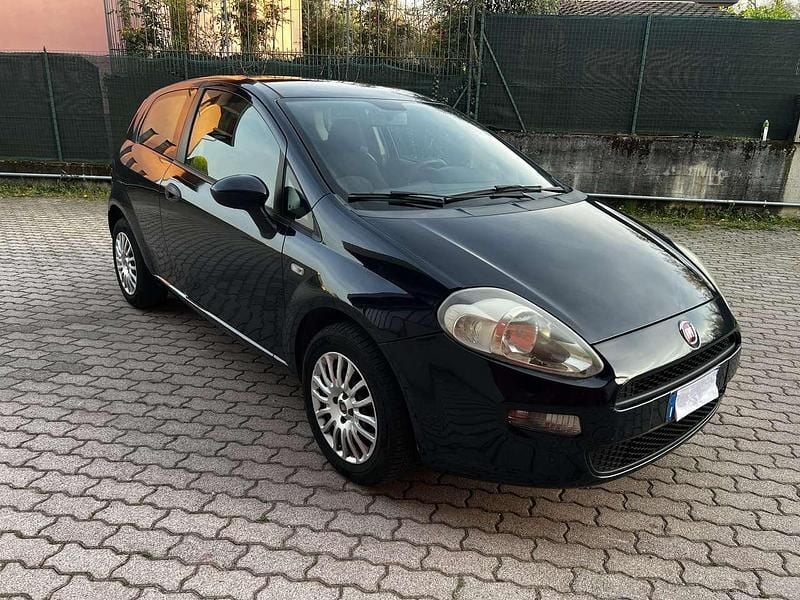 Usata Fiat Punto Evo 77 CV (56 kW) 2014 Blu/azzurro Utilitaria