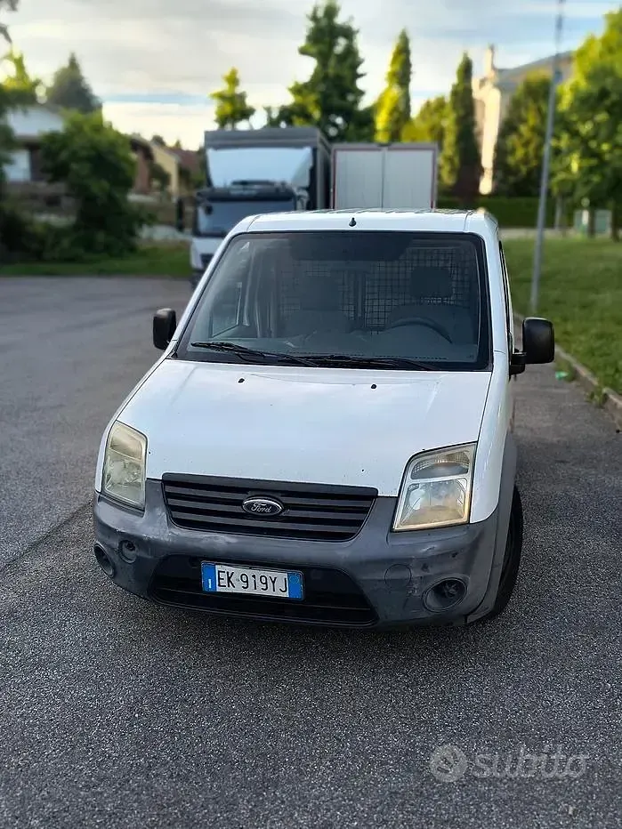 Usata Ford Transit Connect 90 CV (66 kW) 2012 Bianco Monovolume
