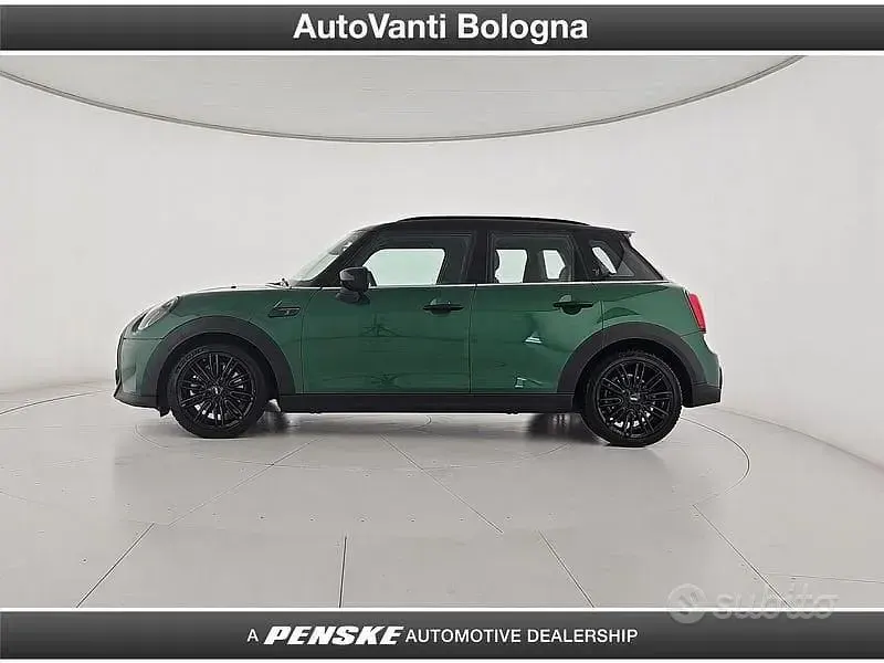 Usata Mini Cooper S 178 CV (130 kW) 2023 Verde Utilitaria
