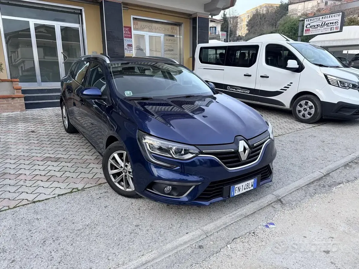 Usata Renault Mégane GrandTour 110 CV (80 kW) 2018 Nero Station wagon
