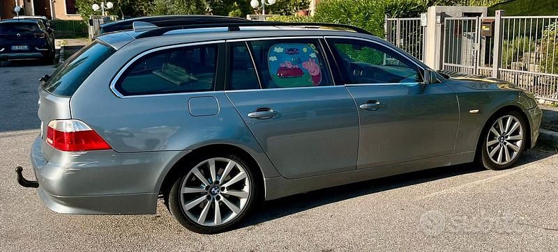 Usata BMW 525 177 CV (130 kW) 2006 Grigio Station wagon