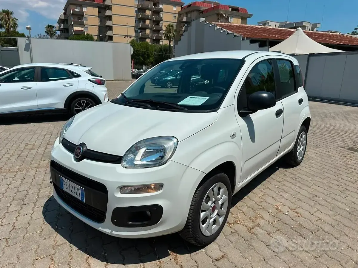Usata Fiat Panda Easy 71 CV (52 kW) 2018 Bianco Utilitaria