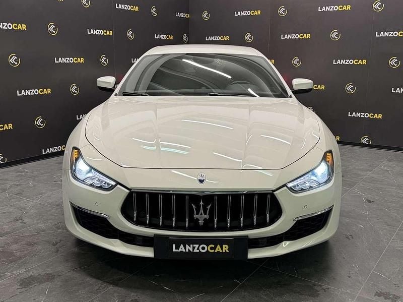 Usata Maserati Ghibli GT 330 CV (242 kW) 2022 Bianco Berlina