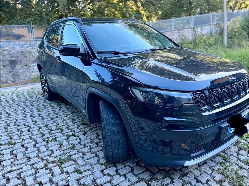 Nero Usata 2023 Jeep Compass Limited SUV | 28.500 € (Cara) - Immagine 1/4