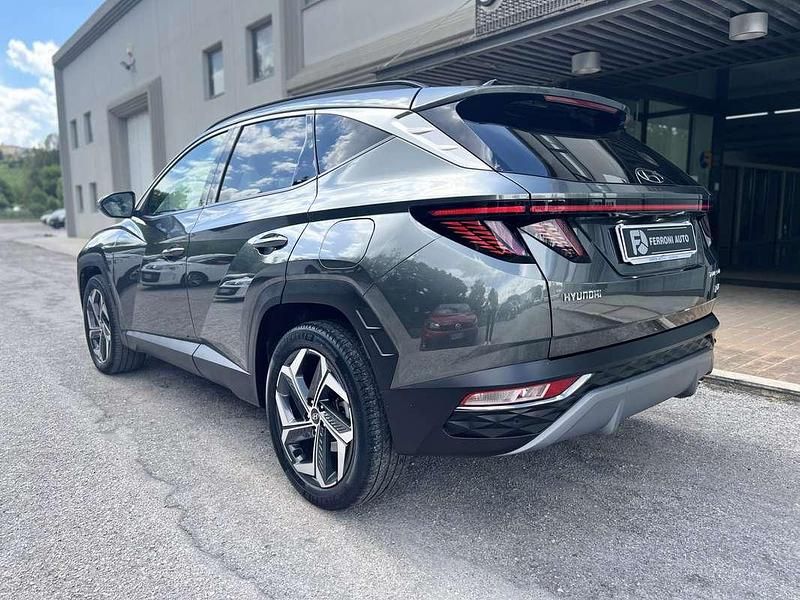 Usata Hyundai Tucson 179 CV (131 kW) 2022 Grigio SUV