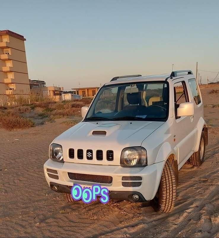 Usata 2009 Suzuki Jimny SUV | 9000 € (Buon prezzo) - Immagine 1/4