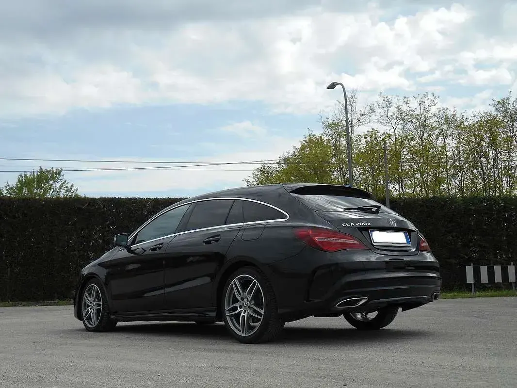 Usado Mercedes CLA200 Premium 136 CV (100 kW) 2019 Familiar