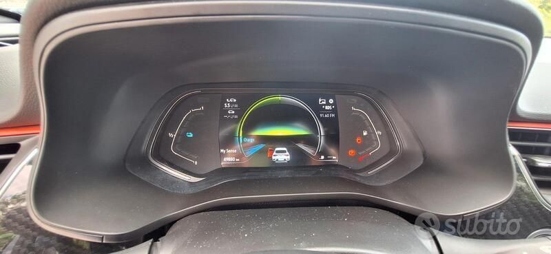 Usata Renault Arkana 94 CV (69 kW) 2022 Grigio SUV