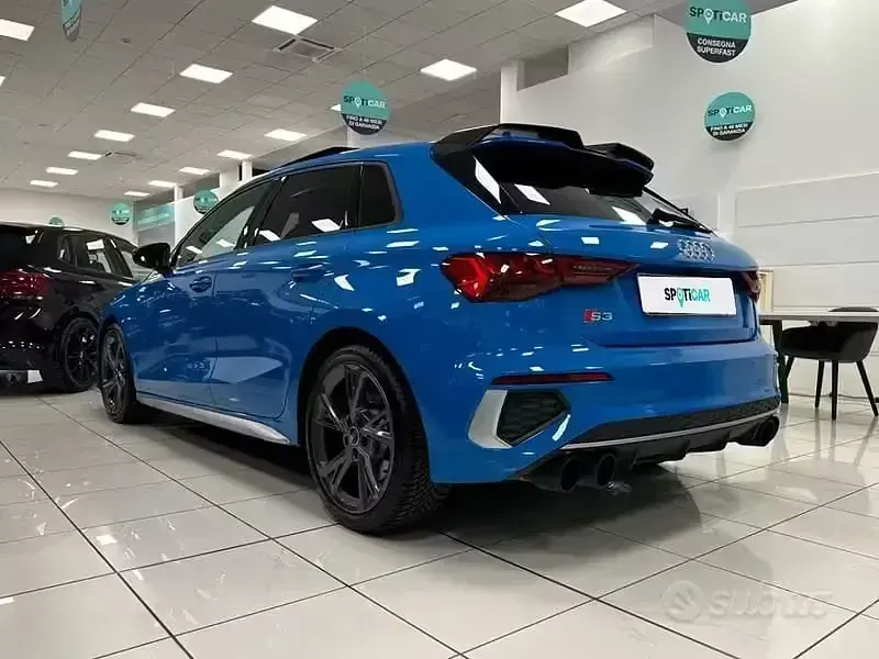 Usata Audi S3 Ambiente 310 CV (228 kW) 2022 Blu/azzurro Berlina