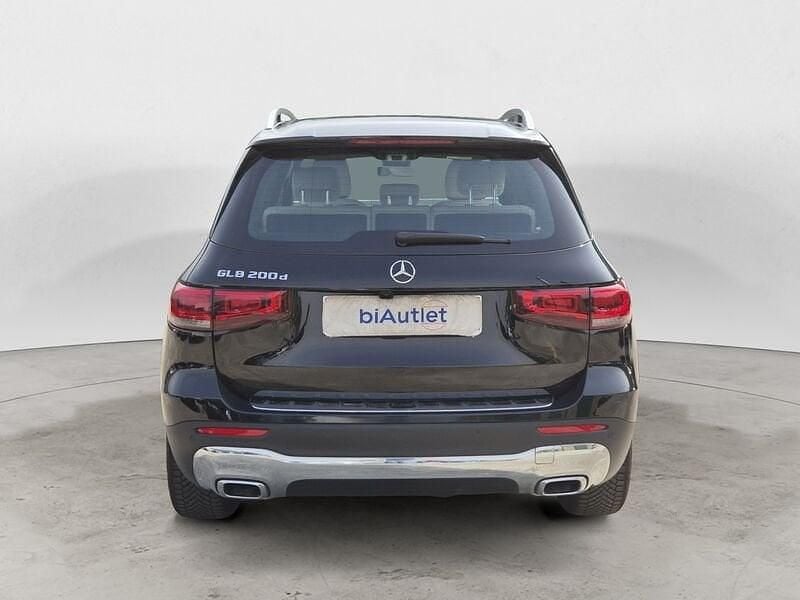 Usata Mercedes GLB200 150 CV (110 kW) 2022 Nero SUV