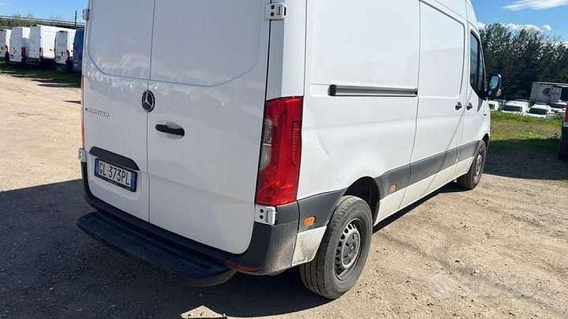 Usata Mercedes E-Sprinter 85 kW (116 CV) 2022 Bianco Furgone