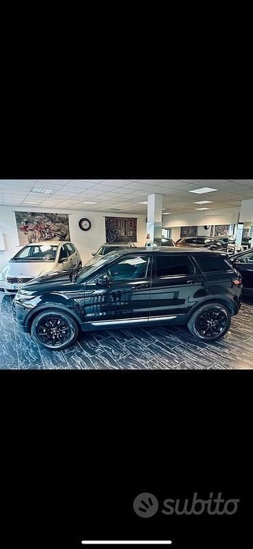 Usata Land Rover Range Rover evoque 150 CV (110 kW) 2017 Nero SUV