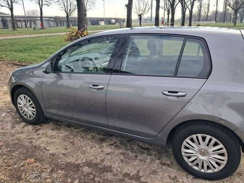 Usata VW Golf VI Trendline 105 CV (77 kW) 2010 Utilitaria