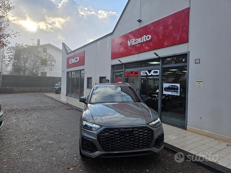 Usata Audi Q5 204 CV (150 kW) 2024 Grigio SUV