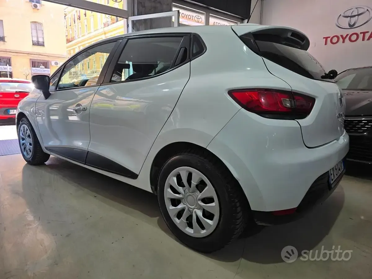 Usata Renault Clio IV 73 CV (53 kW) 2014 Bianco Berlina
