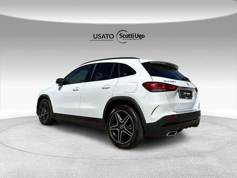 Usata Mercedes GLA200 Premium 150 CV (110 kW) 2023 *** SUV