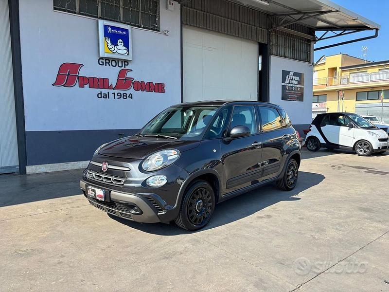 Grigio Usata 2021 Fiat 500L Connect Monovolume | 12.900 € (Buon prezzo) - Immagine 1/4