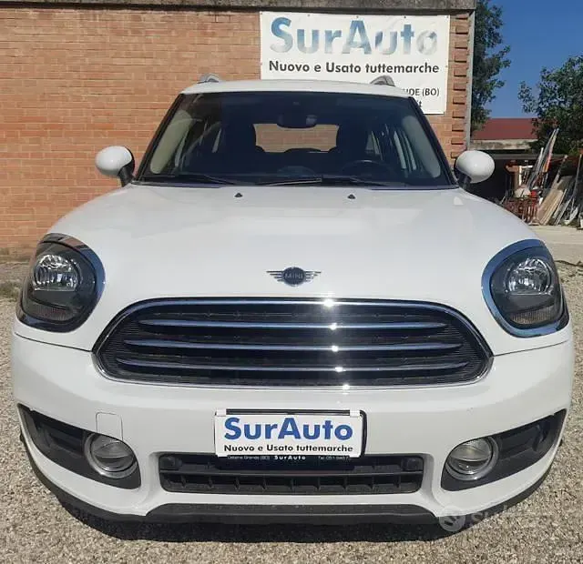 Usata Mini One D Countryman Business 116 CV (85 kW) 2018 Bianco SUV