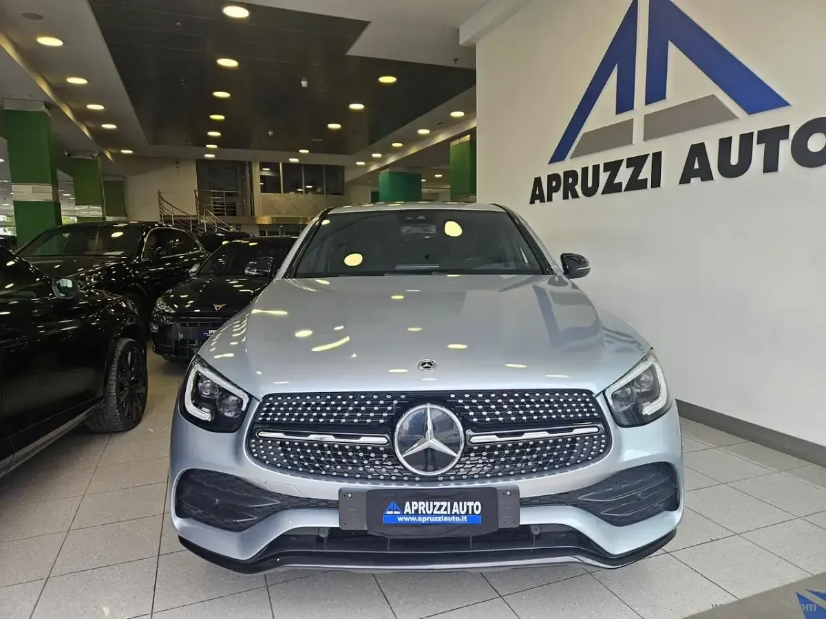 Usata Mercedes GLC220 Premium 194 CV (142 kW) 2021 Argento SUV