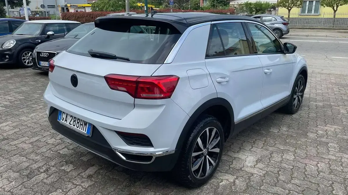 Usata VW T-Roc Advance 116 CV (85 kW) 2020 Bianco SUV