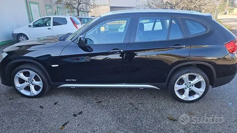 Usata BMW X1 143 CV (105 kW) 2011 Nero SUV