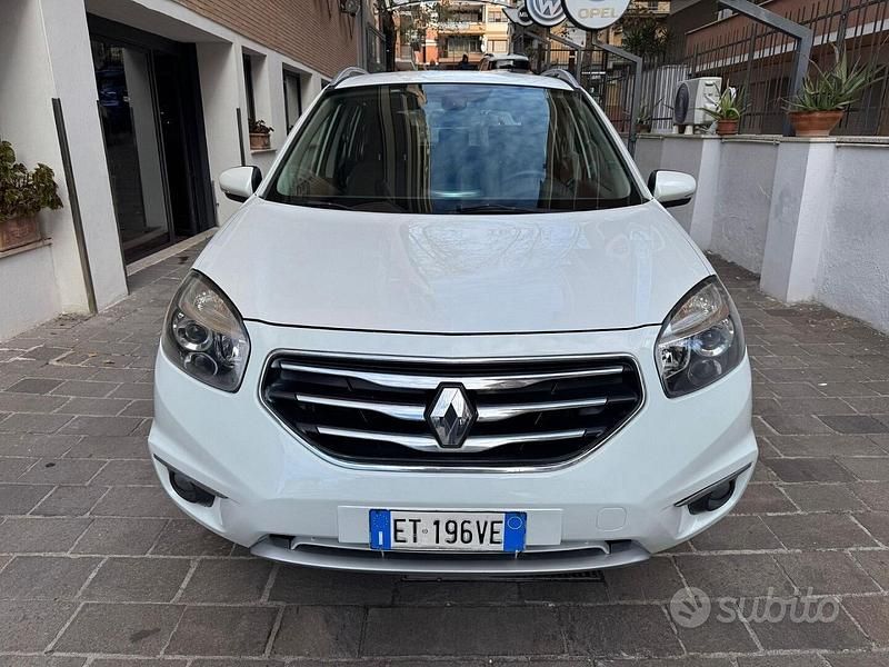 Usata Renault Koleos Luxe 150 CV (110 kW) 2013 Bianco SUV
