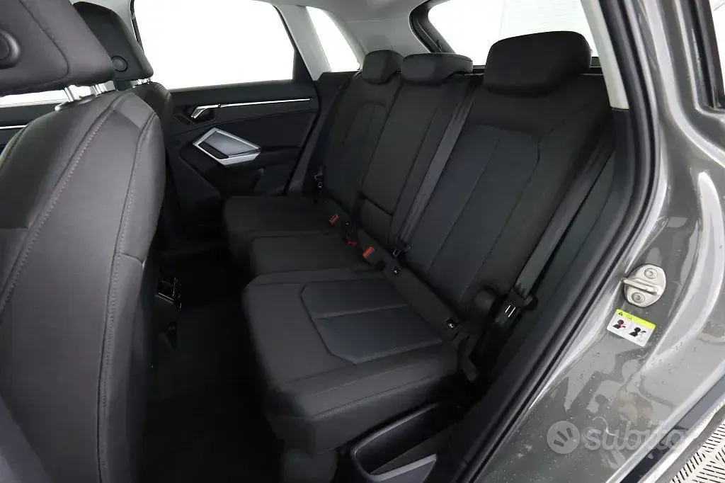 Usata Audi Q3 Advanced 150 CV (110 kW) 2022 Grigio cronos SUV