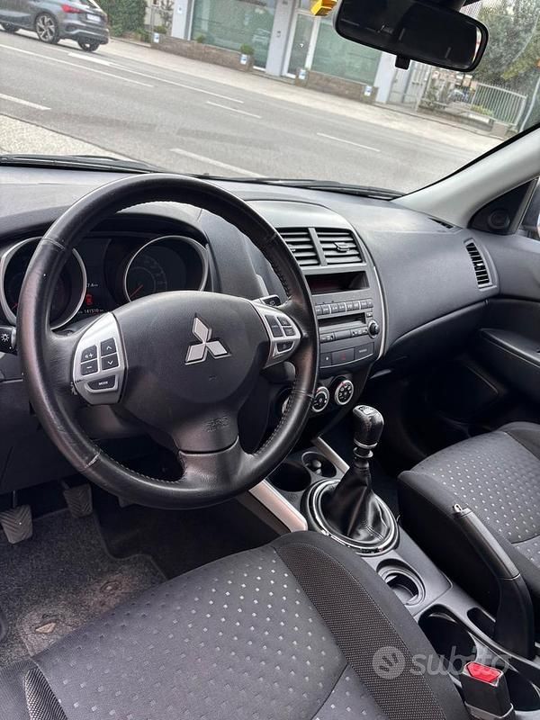 Usata Mitsubishi ASX Invite 150 CV (110 kW) 2013 Nero SUV