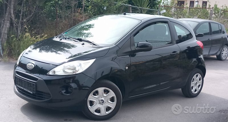 Usata Ford Ka 69 CV (50 kW) 2010 Nero Utilitaria