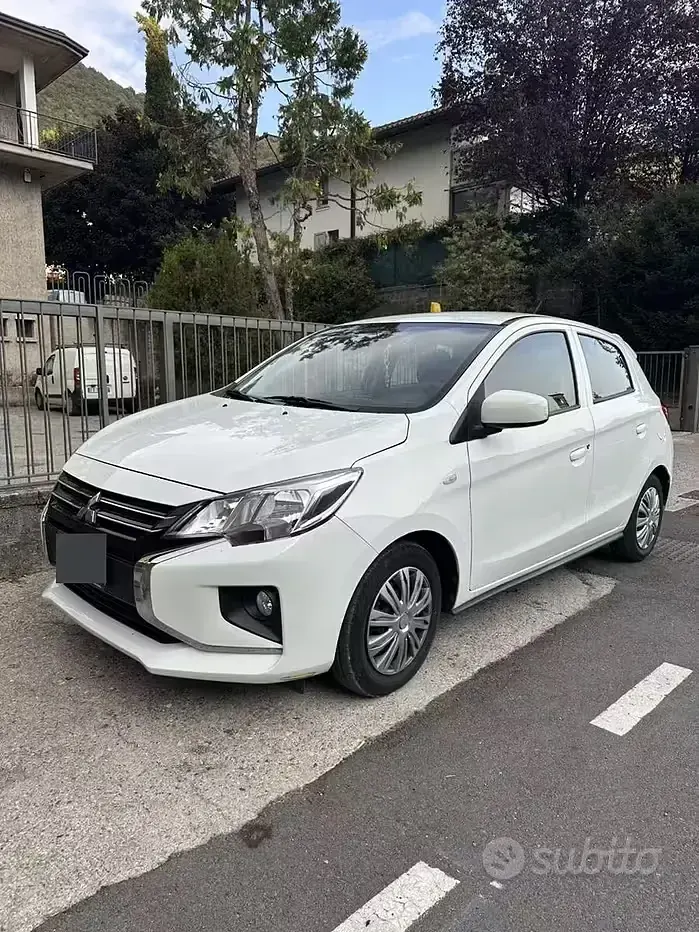 Usata Mitsubishi Space Star 71 CV (52 kW) 2022 Bianco Utilitaria
