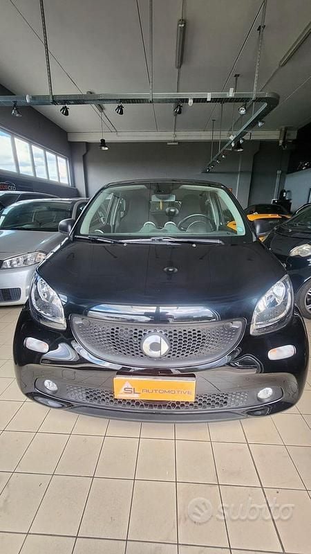 Usata Smart ForFour Passion 71 CV (52 kW) 2019 Nero Utilitaria