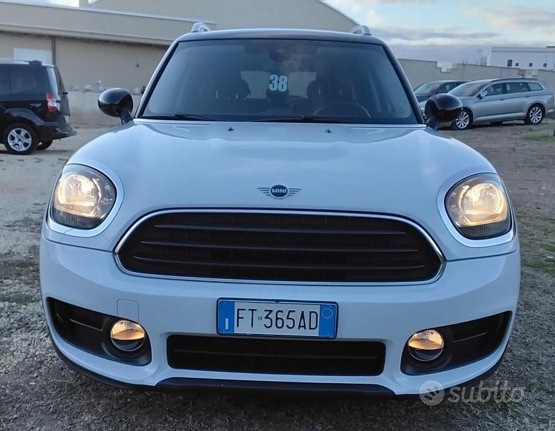 Usata Mini Cooper D Countryman 115 CV (84 kW) 2018 Bianco SUV