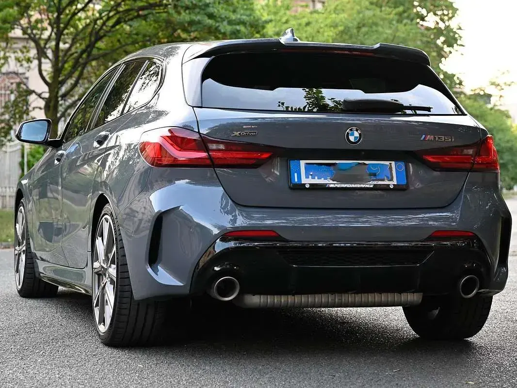 Usata BMW M135 Sport Line 306 CV (225 kW) 2020 Grigio Utilitaria