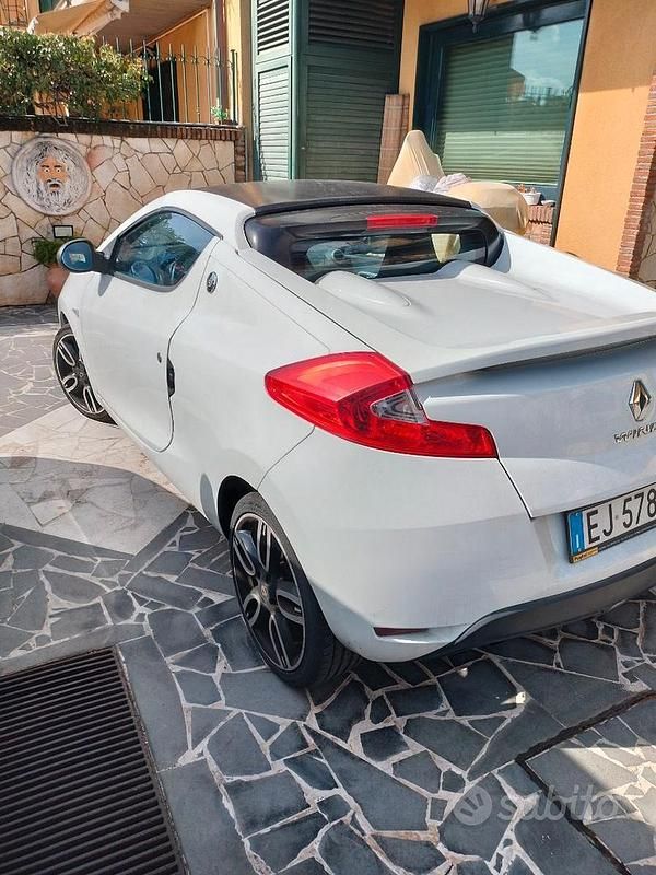 Usata Renault Wind 100 CV (73 kW) 2011 Bianco Cabrio